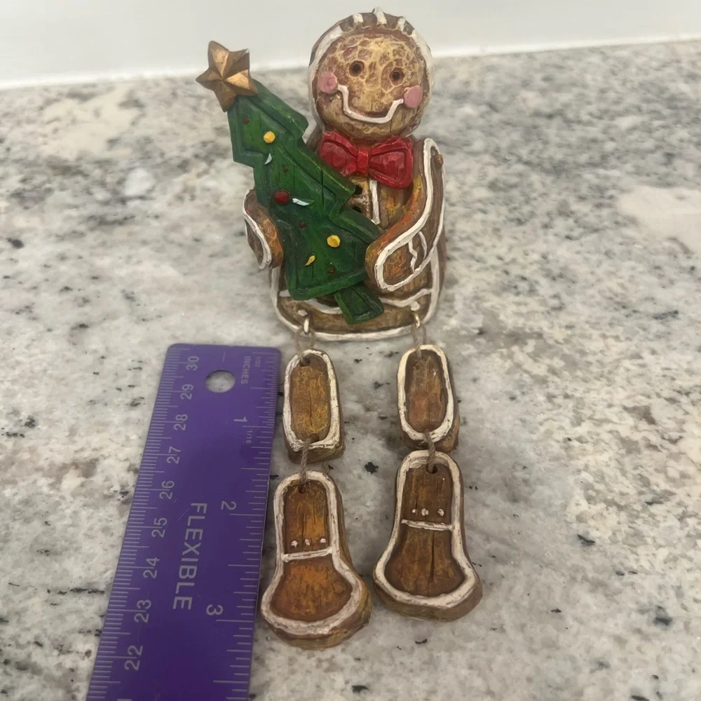 N/A charming gingerbread